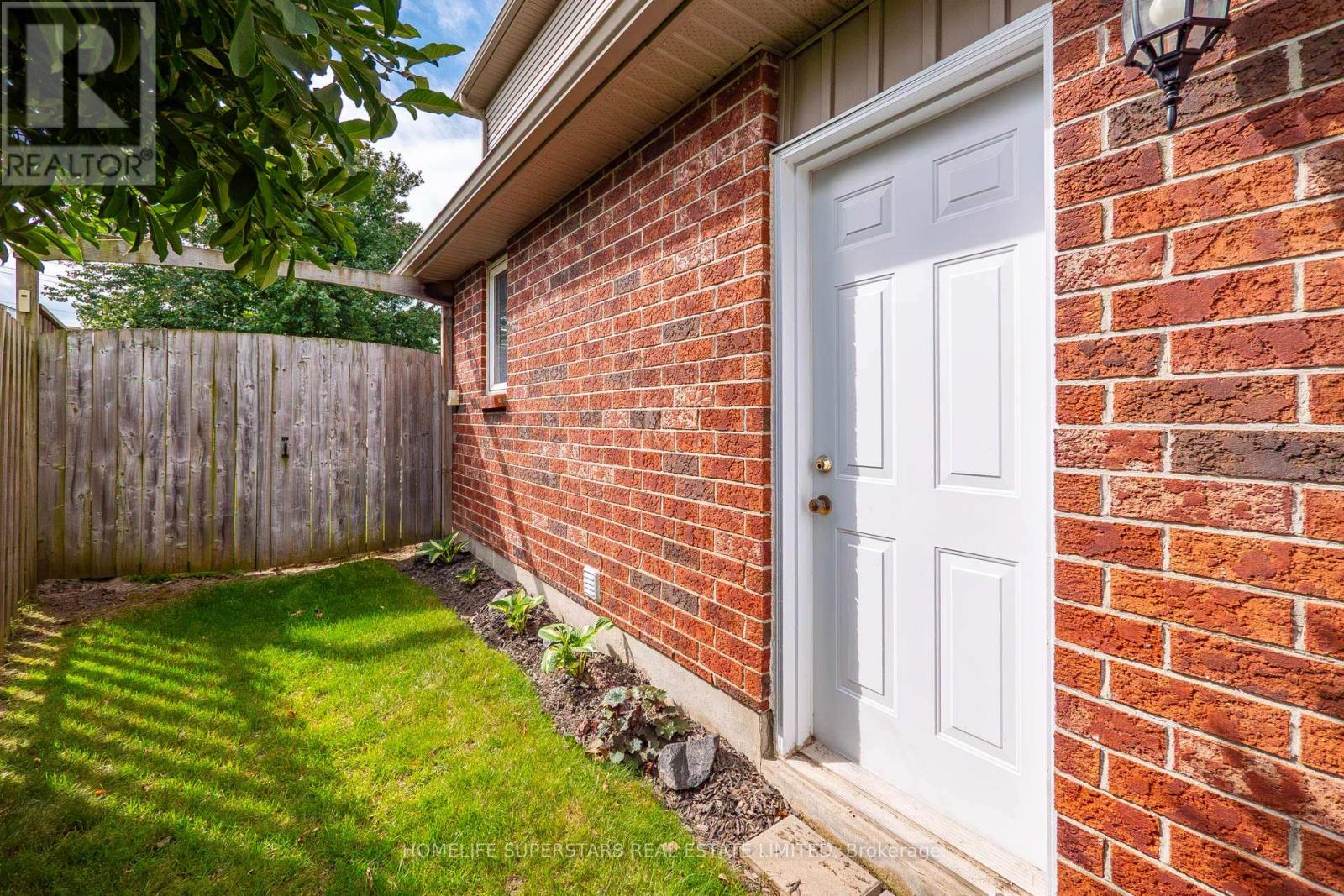 17 George Schmitt Court Property Photo 42