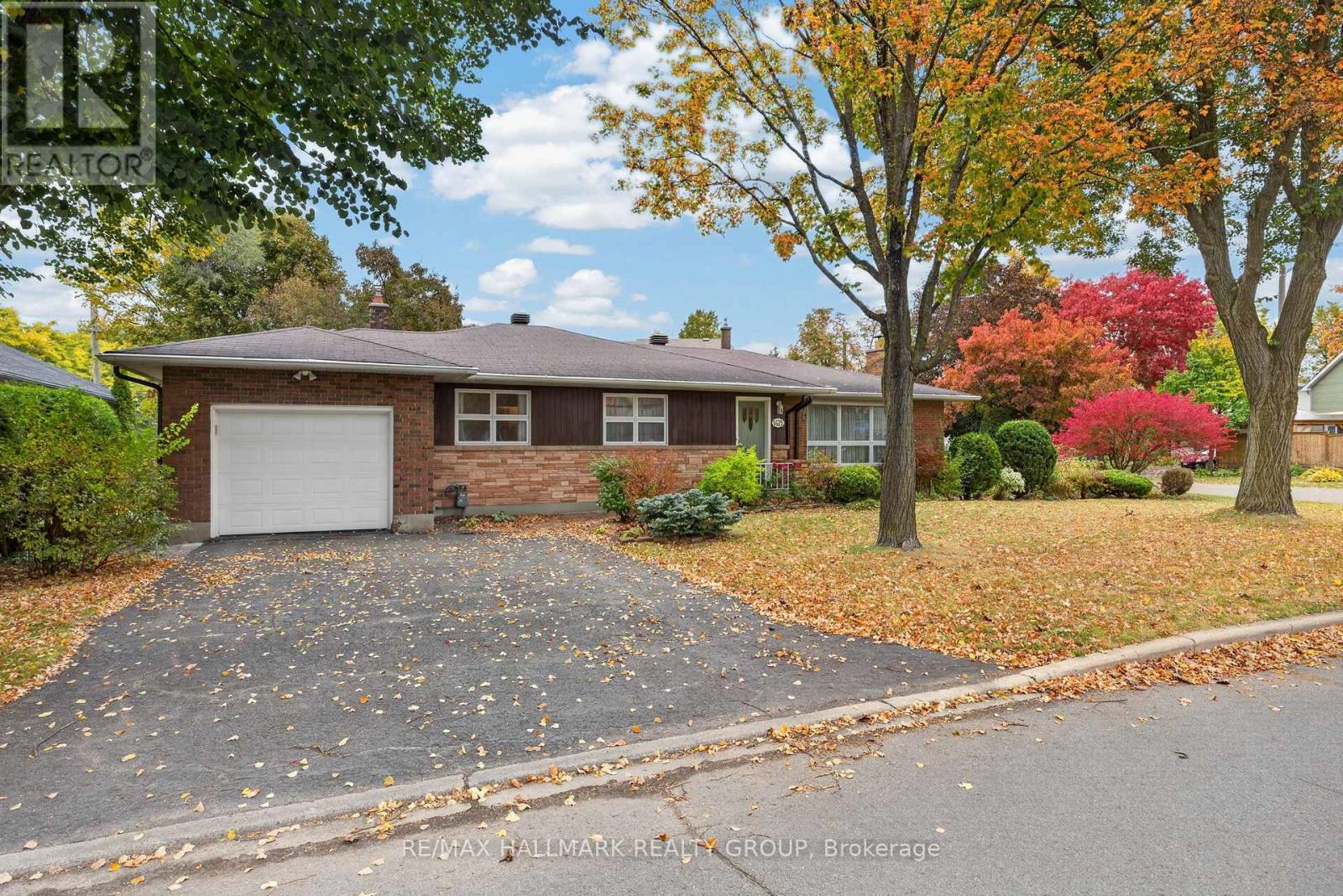 1471 Orchard Avenue Property Photo 1