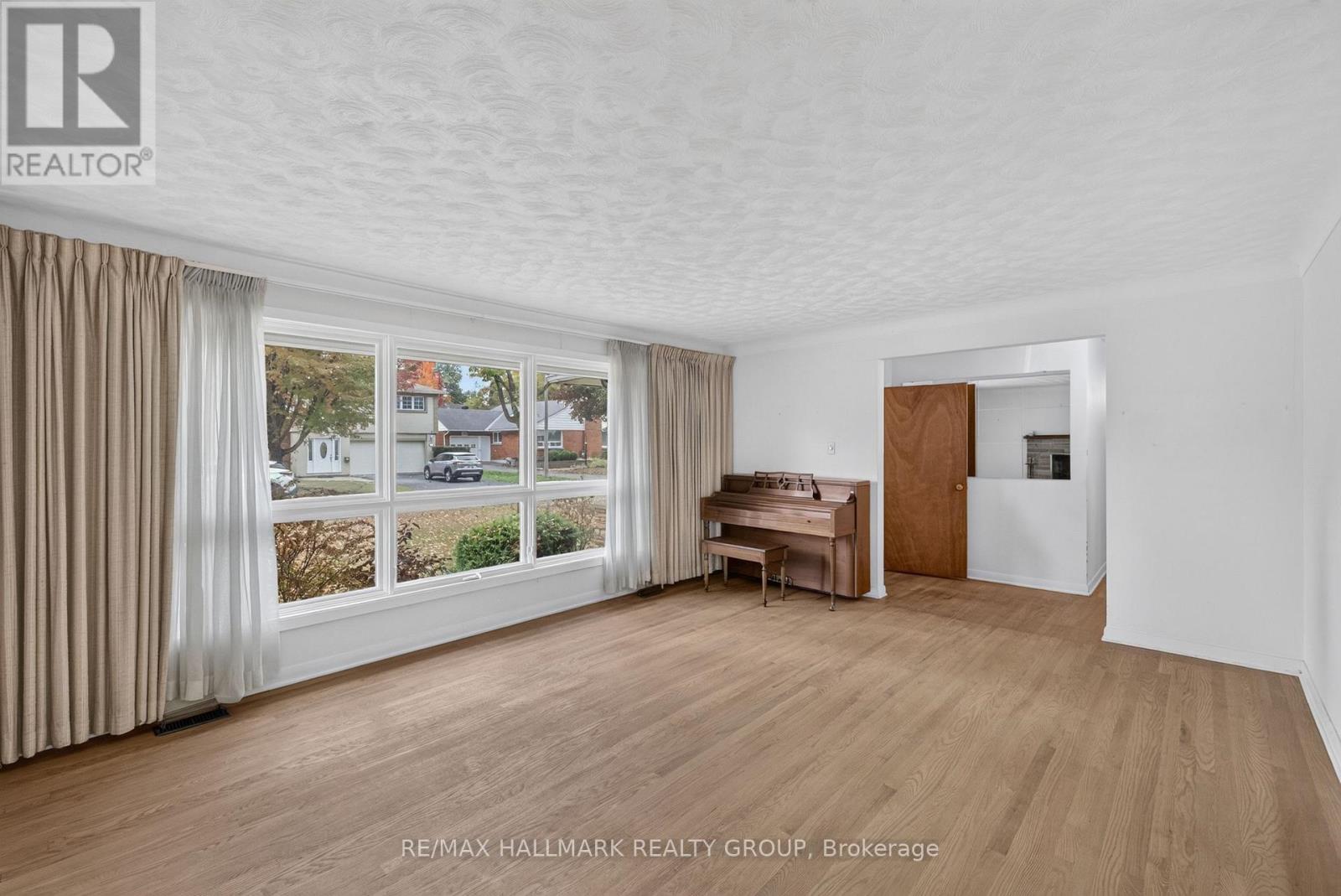 1471 Orchard Avenue Property Photo 4