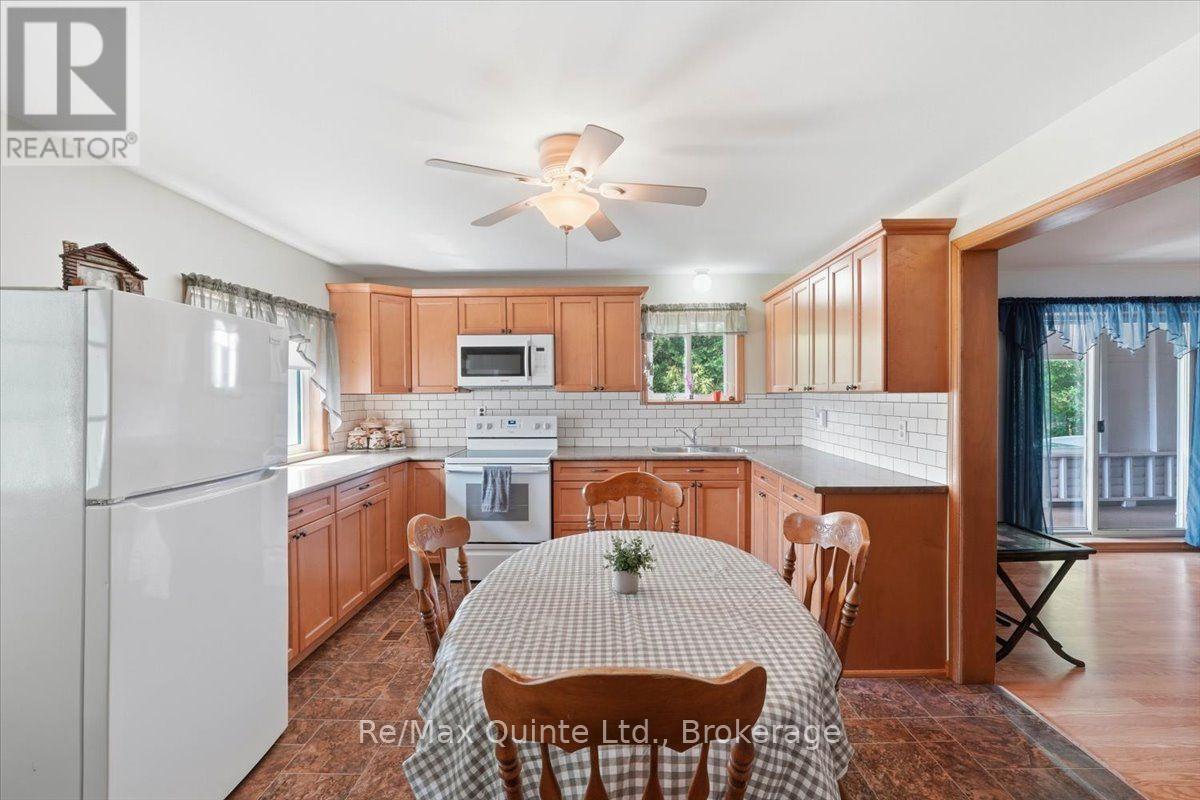 16492 Highway 62 Property Photo 8