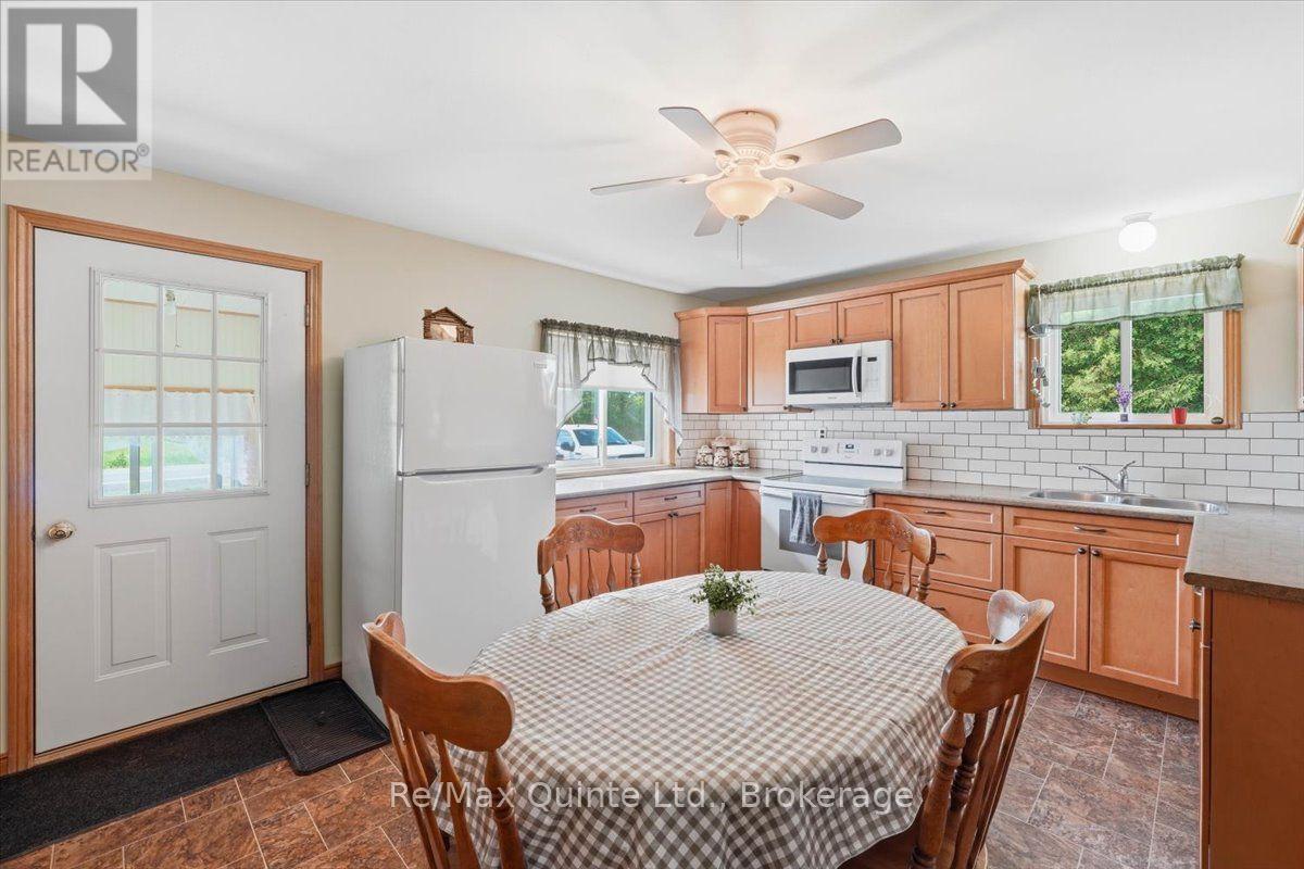 16492 Highway 62 Property Photo 11