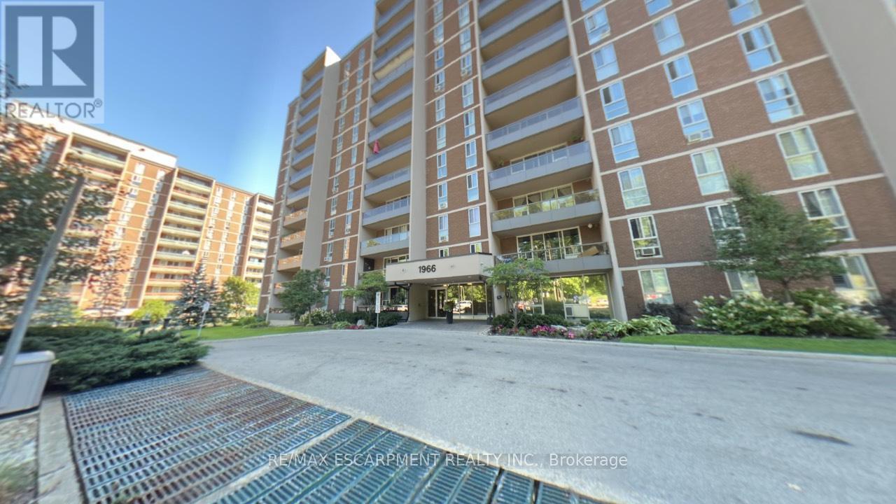 306 - 1966 MAIN STREET W Property Photo 1