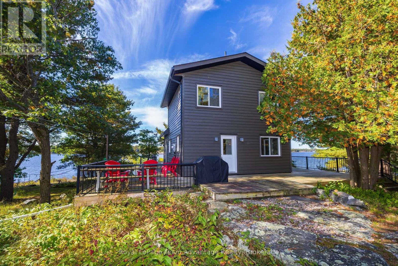 1 A20 Island Property Photo 7