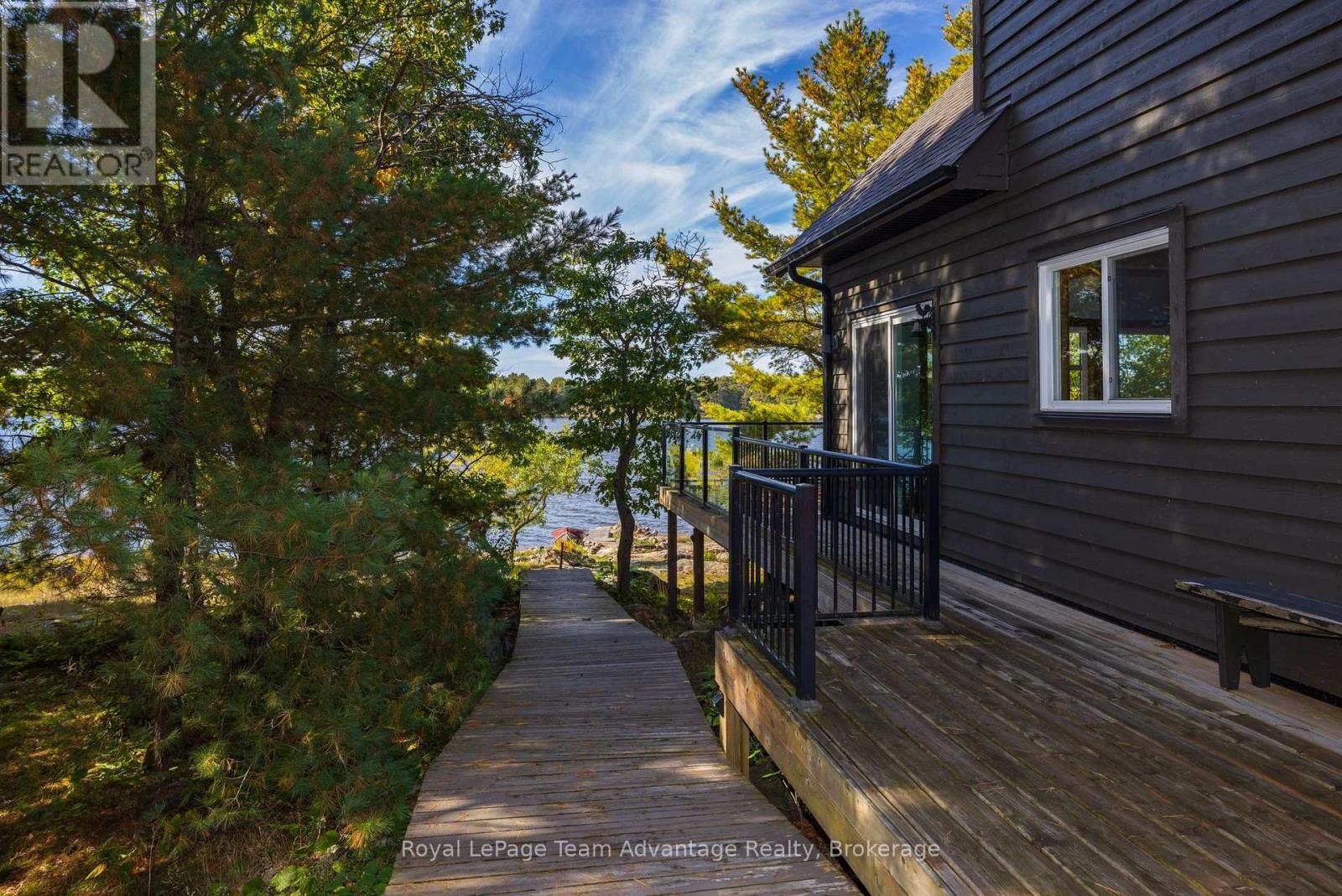 1 A20 Island Property Photo 8