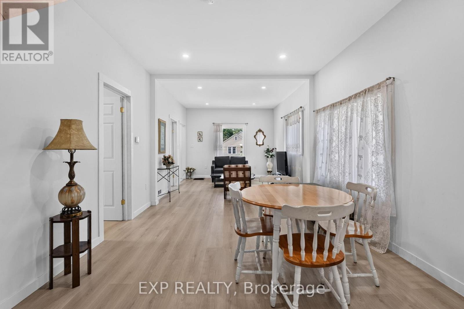 45 Phipps Street Property Photo 12