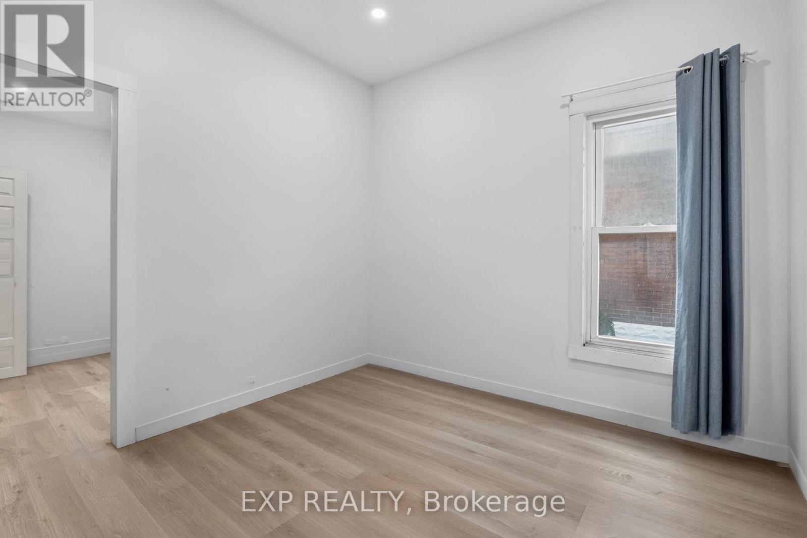 45 Phipps Street Property Photo 14