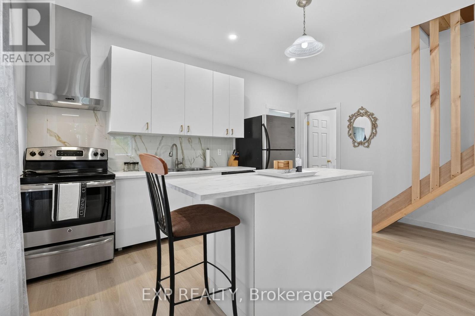 45 Phipps Street Property Photo 21