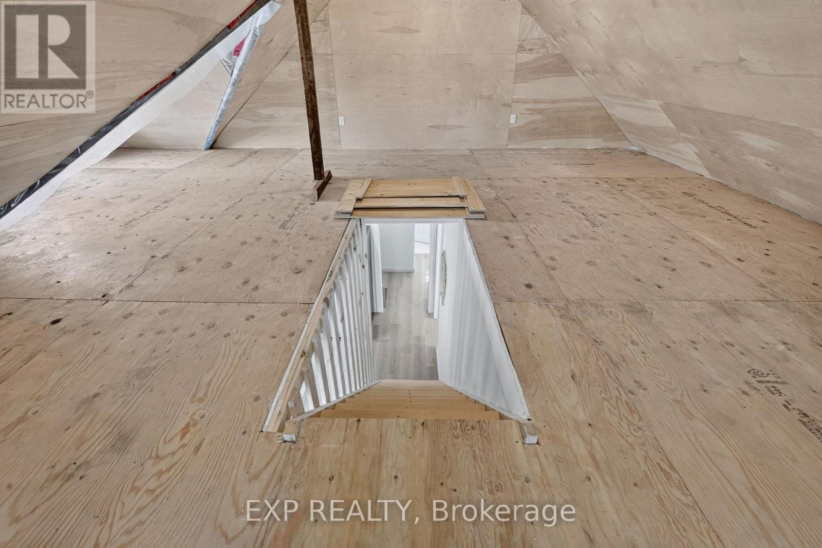 45 Phipps Street Property Photo 26