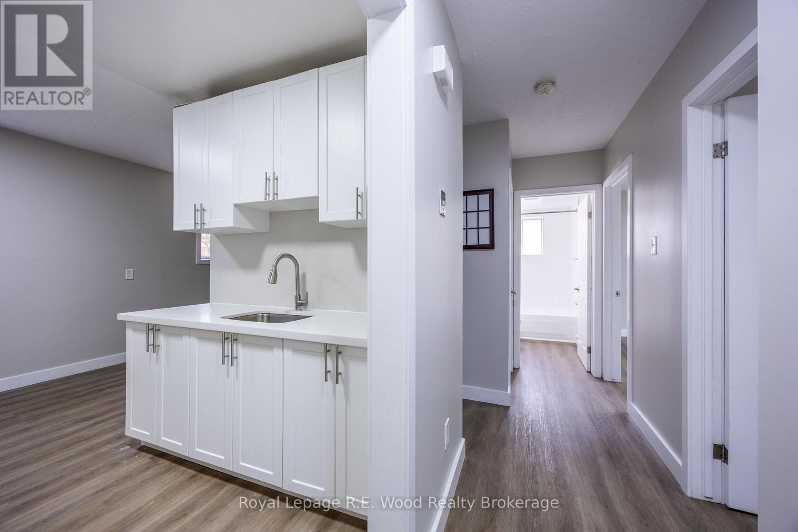 102 - 98 Forest Street Property Photo 2