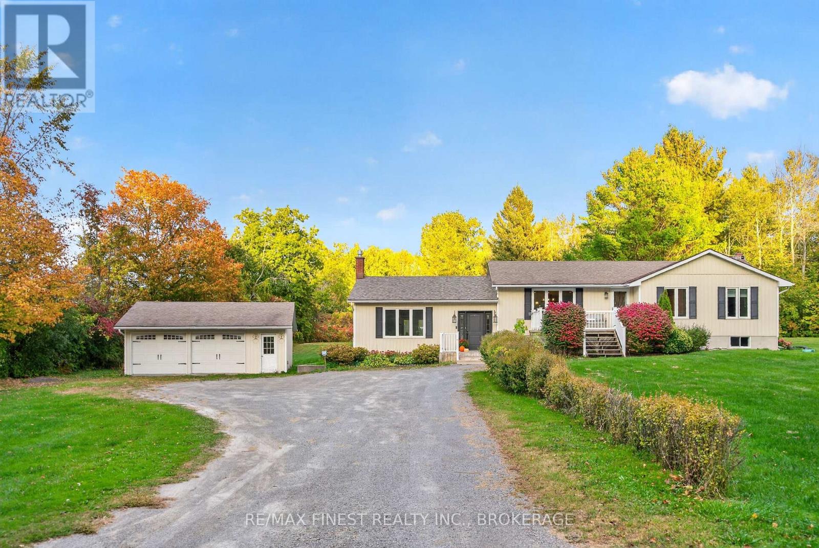 466 Mackenzie Road Property Photo 1