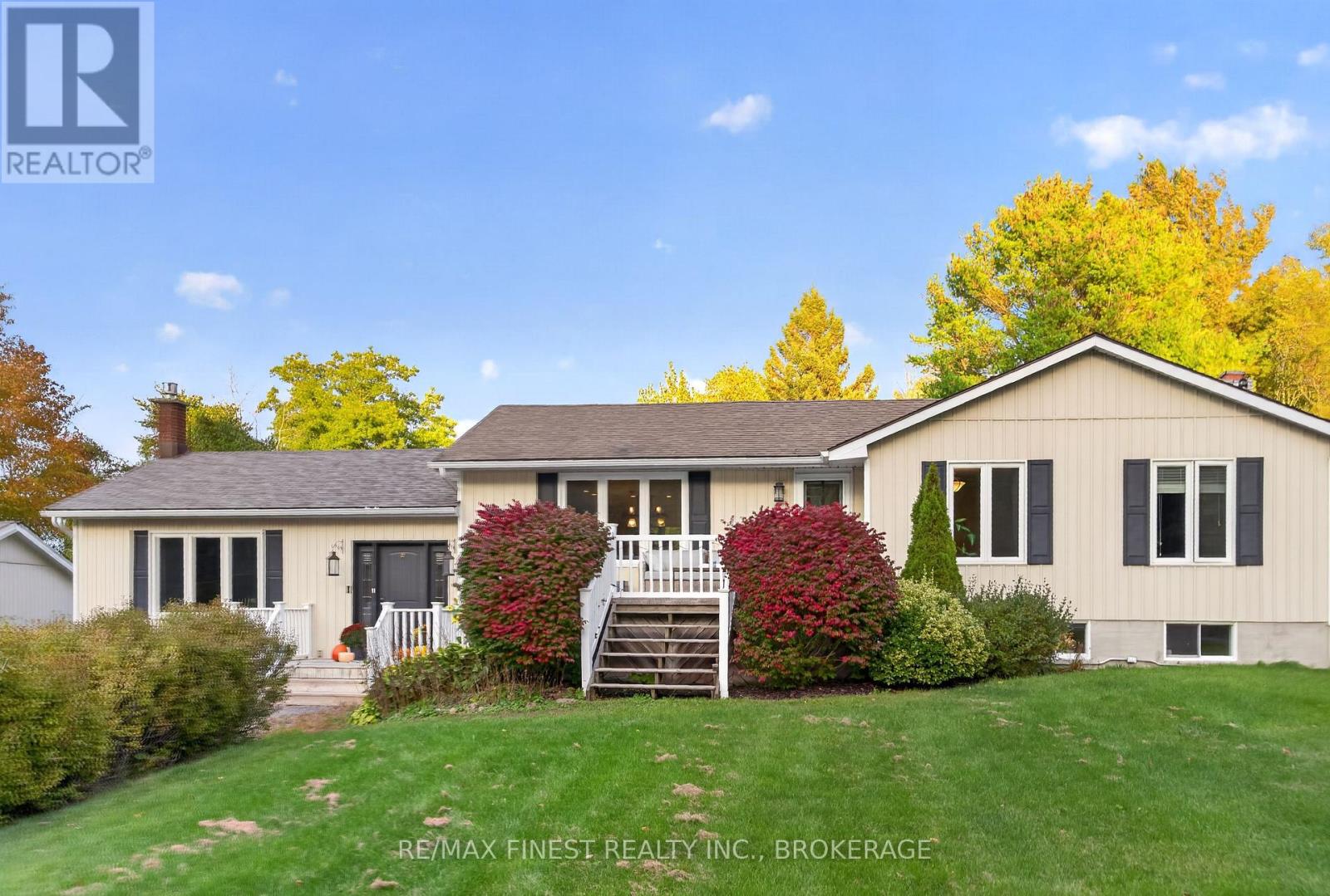 466 Mackenzie Road Property Photo 2