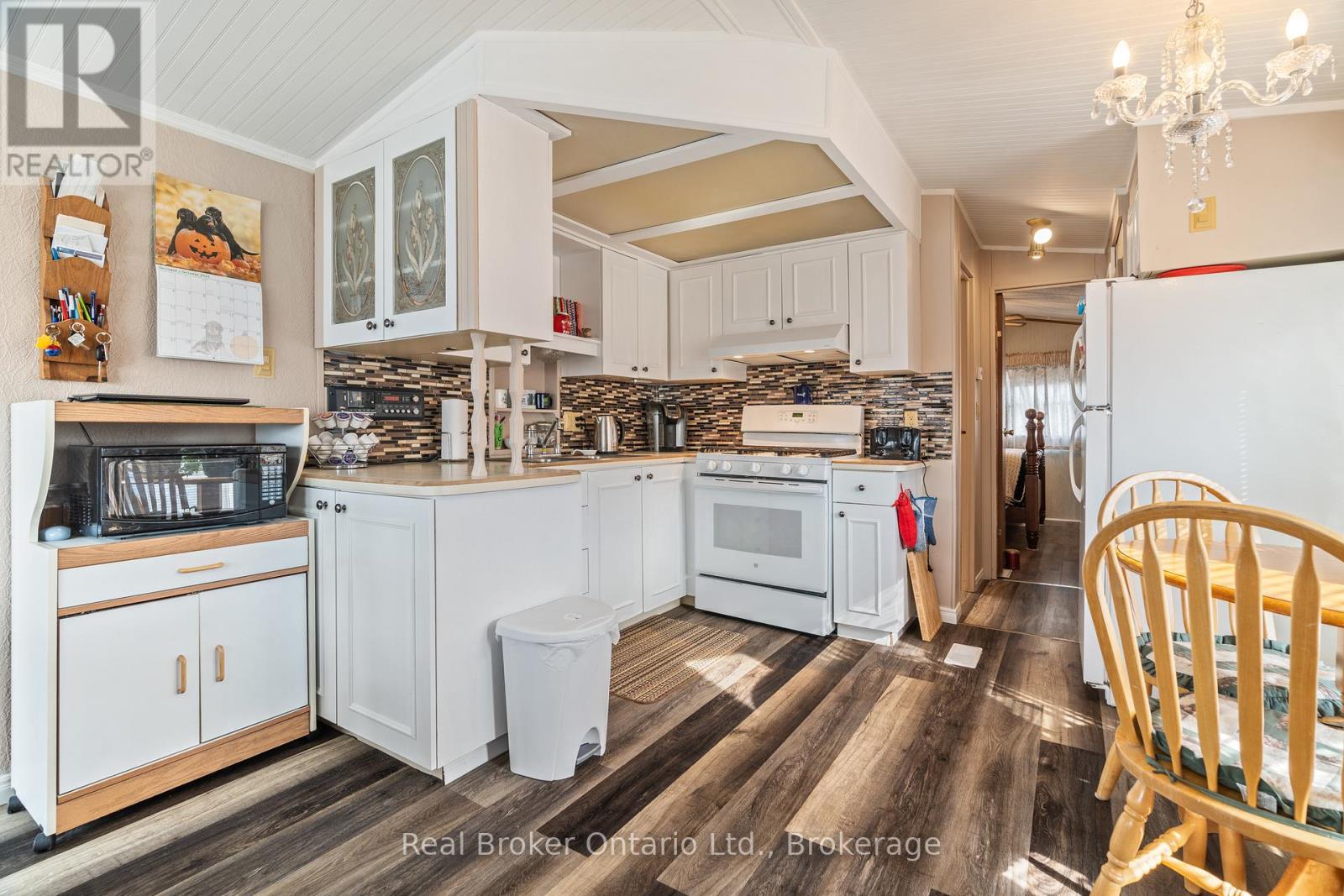 524 Poplar Place Property Photo 17