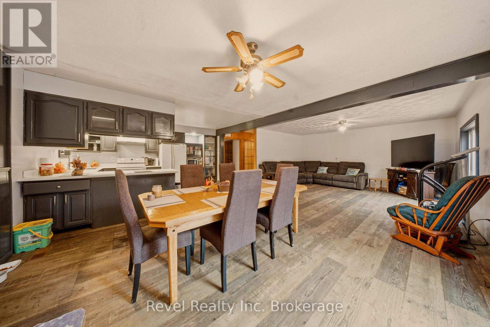 140 Bluesea Road Sw Property Photo 8