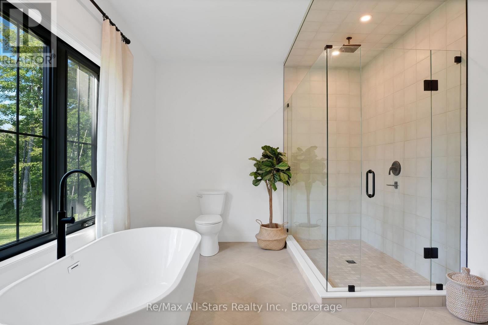 210 White Valley Road Property Photo 11