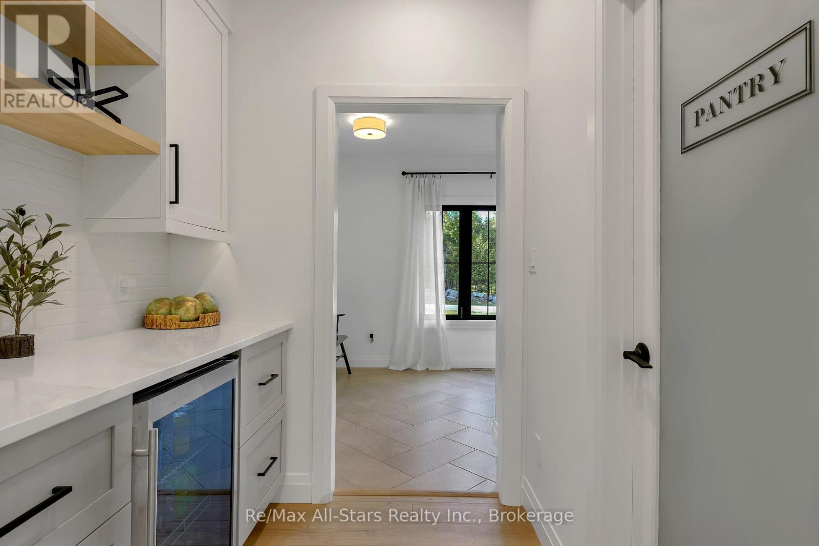 210 White Valley Road Property Photo 16