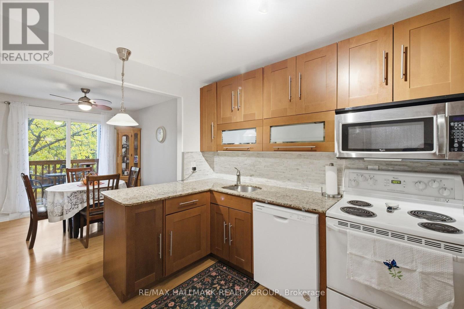 5 - 420 Fenerty Court Property Photo 5