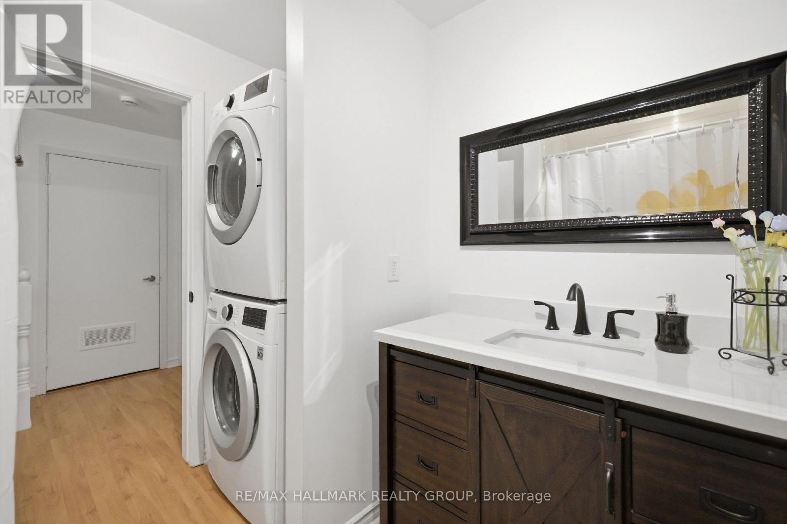 5 - 420 Fenerty Court Property Photo 14