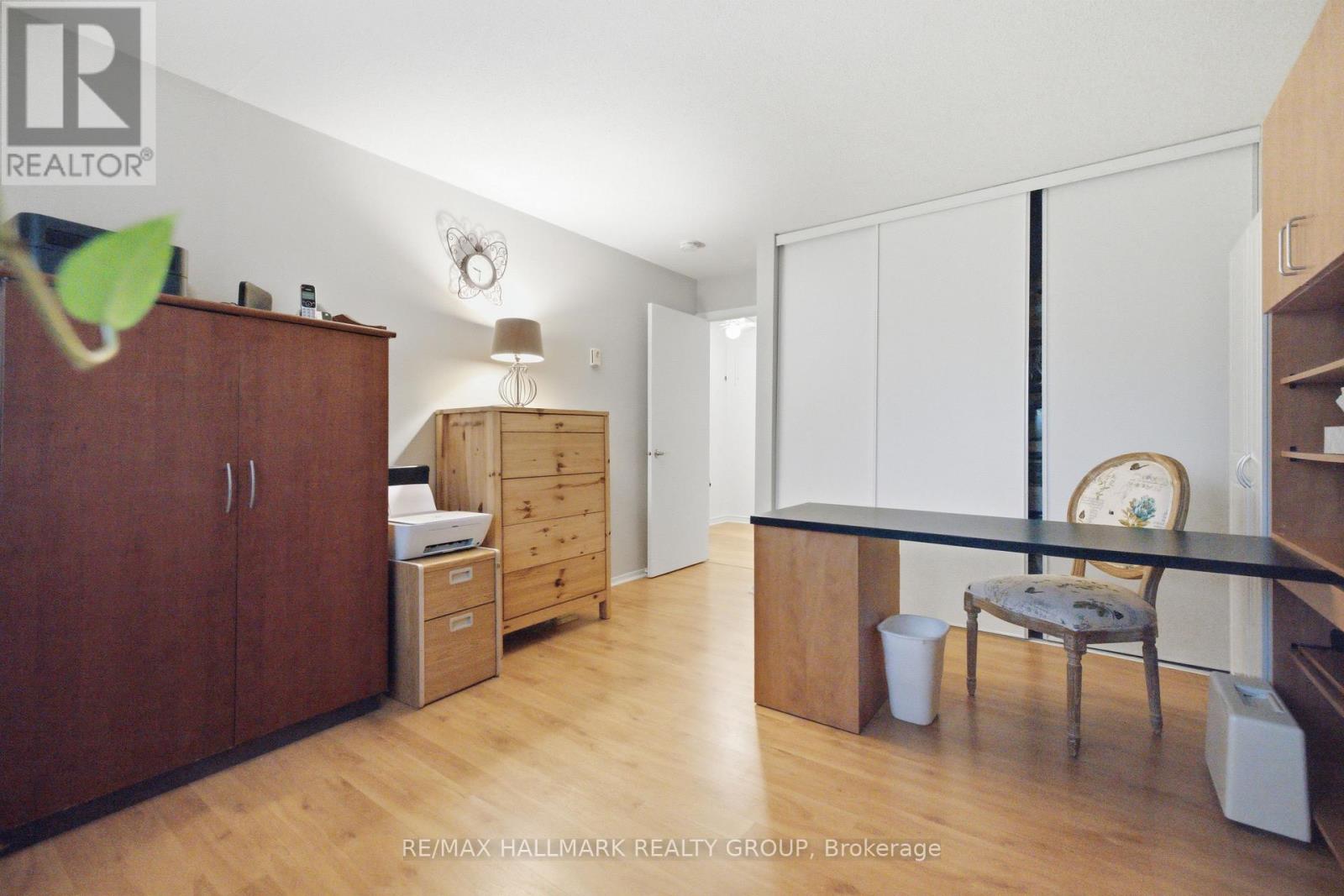 5 - 420 Fenerty Court Property Photo 16