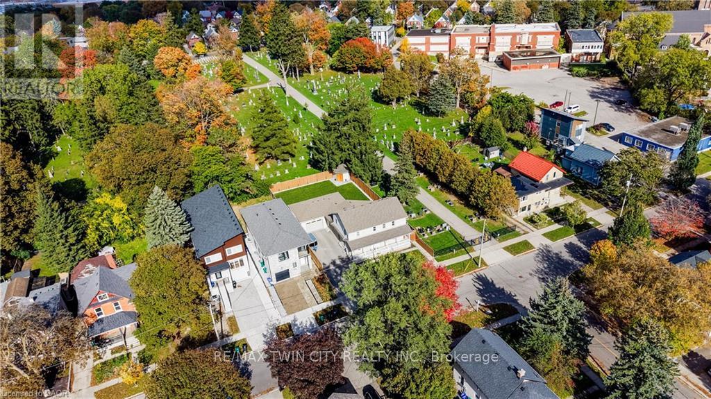34 Braun Street Property Photo 41
