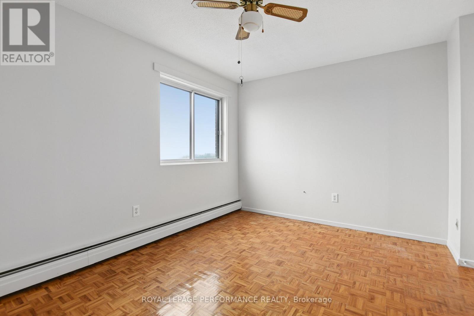 805 - 20 Chesterton Drive Property Photo 18