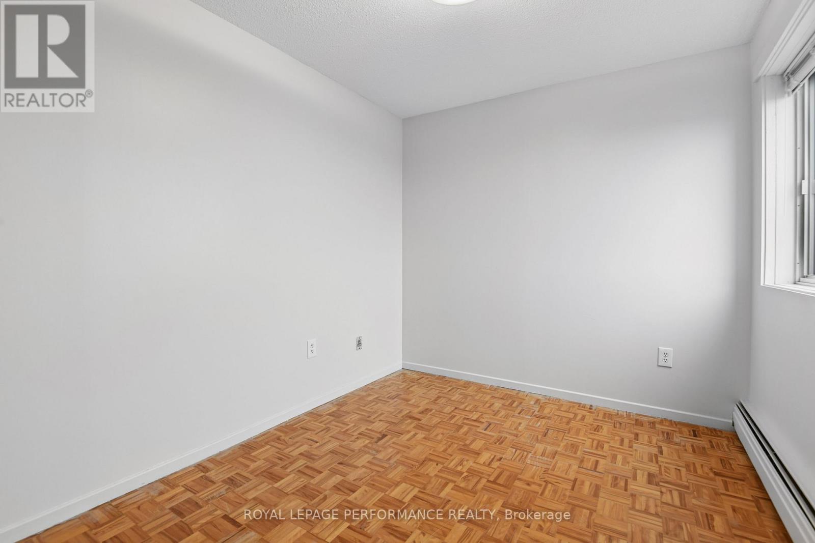805 - 20 Chesterton Drive Property Photo 24