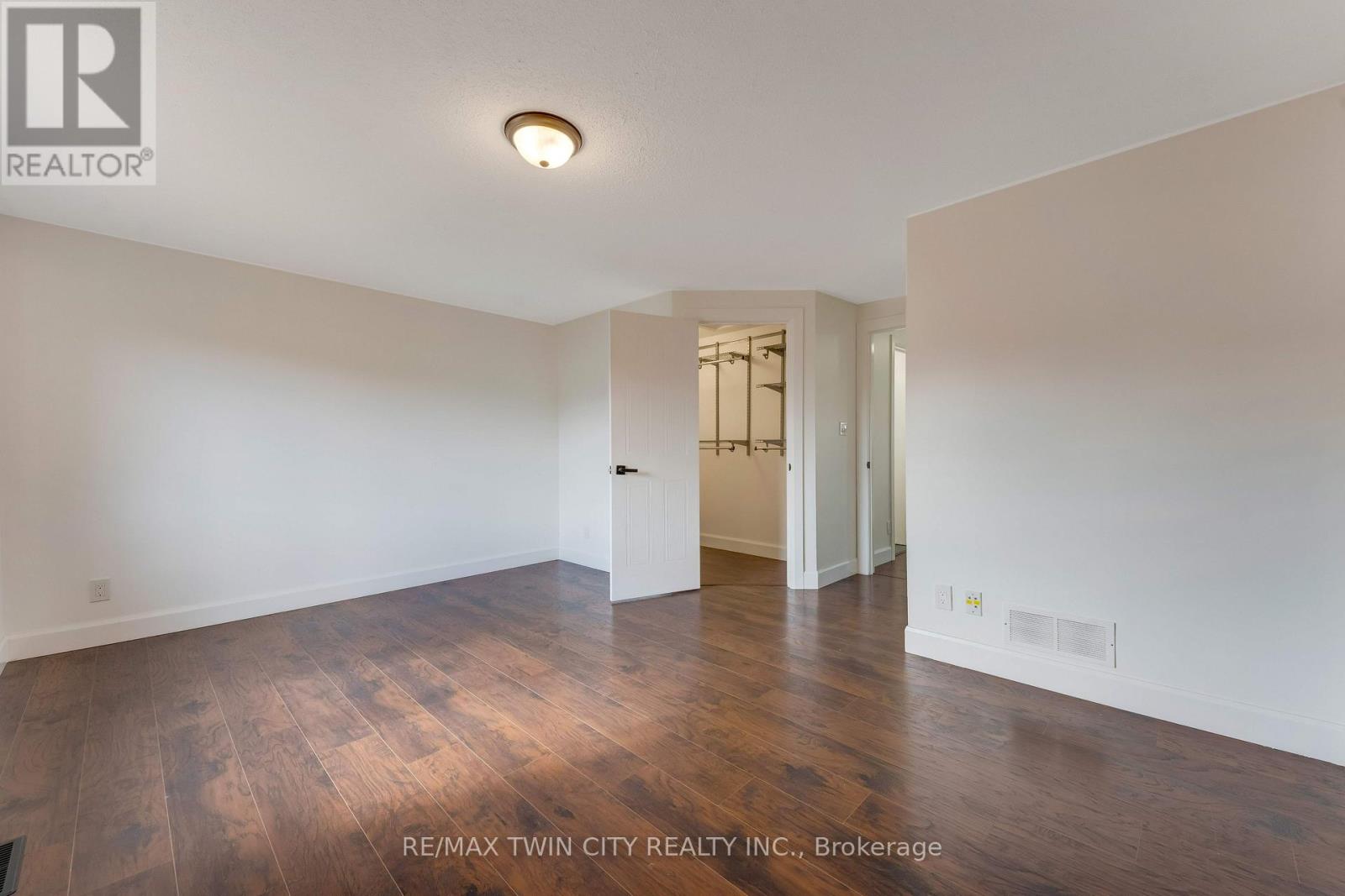 31 Swartz Street Property Photo 16
