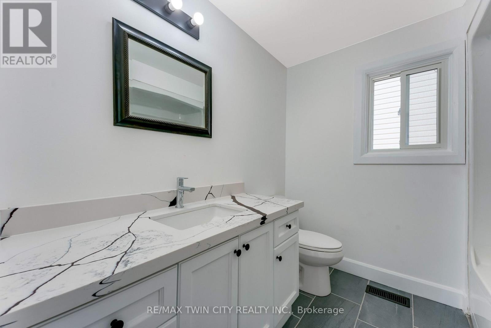 31 Swartz Street Property Photo 17
