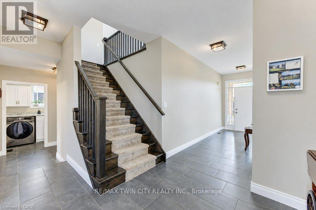 524 Sundew Drive Property Photo 4
