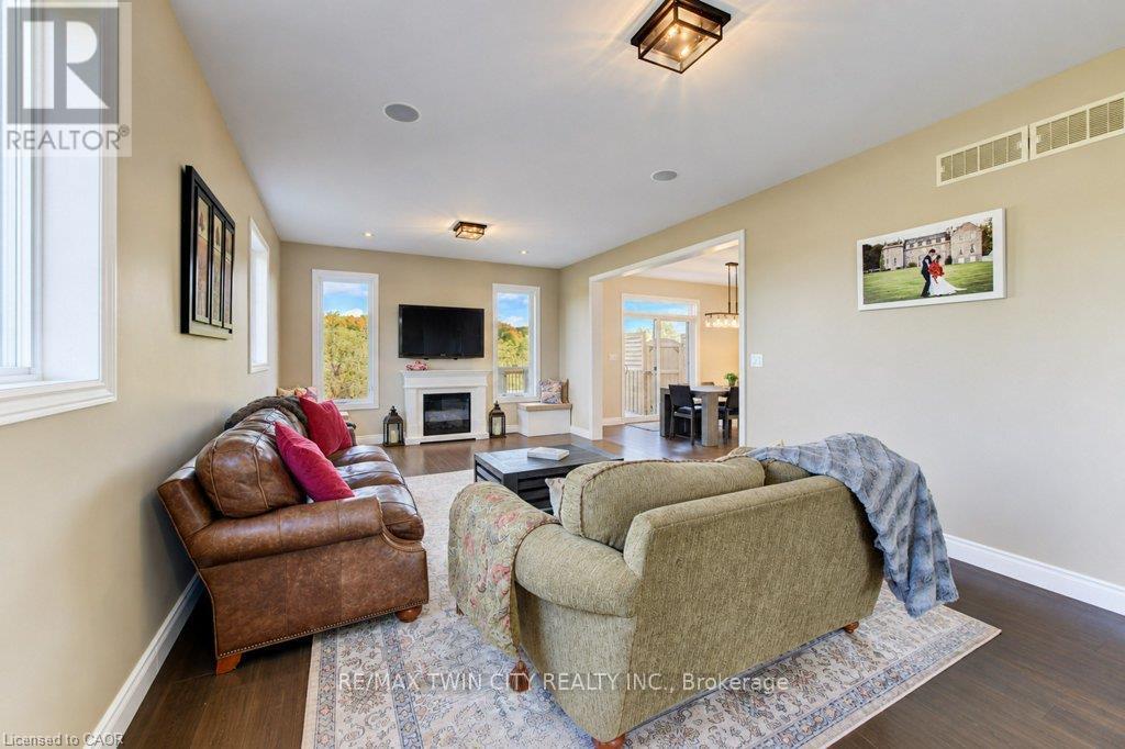 524 Sundew Drive Property Photo 7