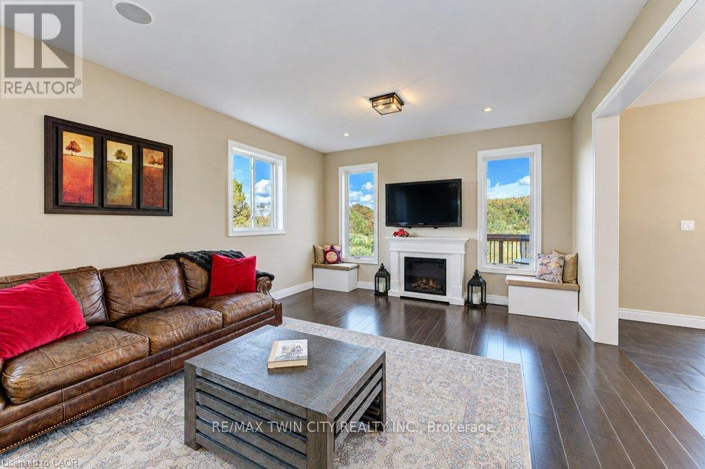 524 Sundew Drive Property Photo 9
