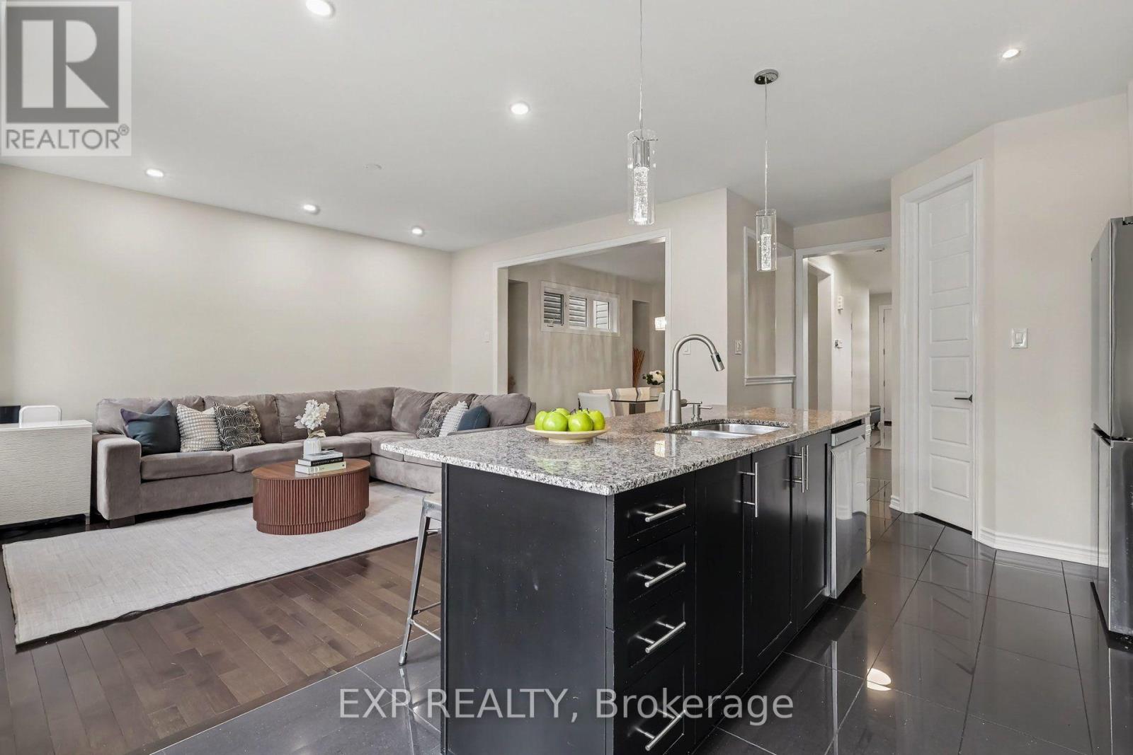 127 Switch Grass Crescent Property Photo 13
