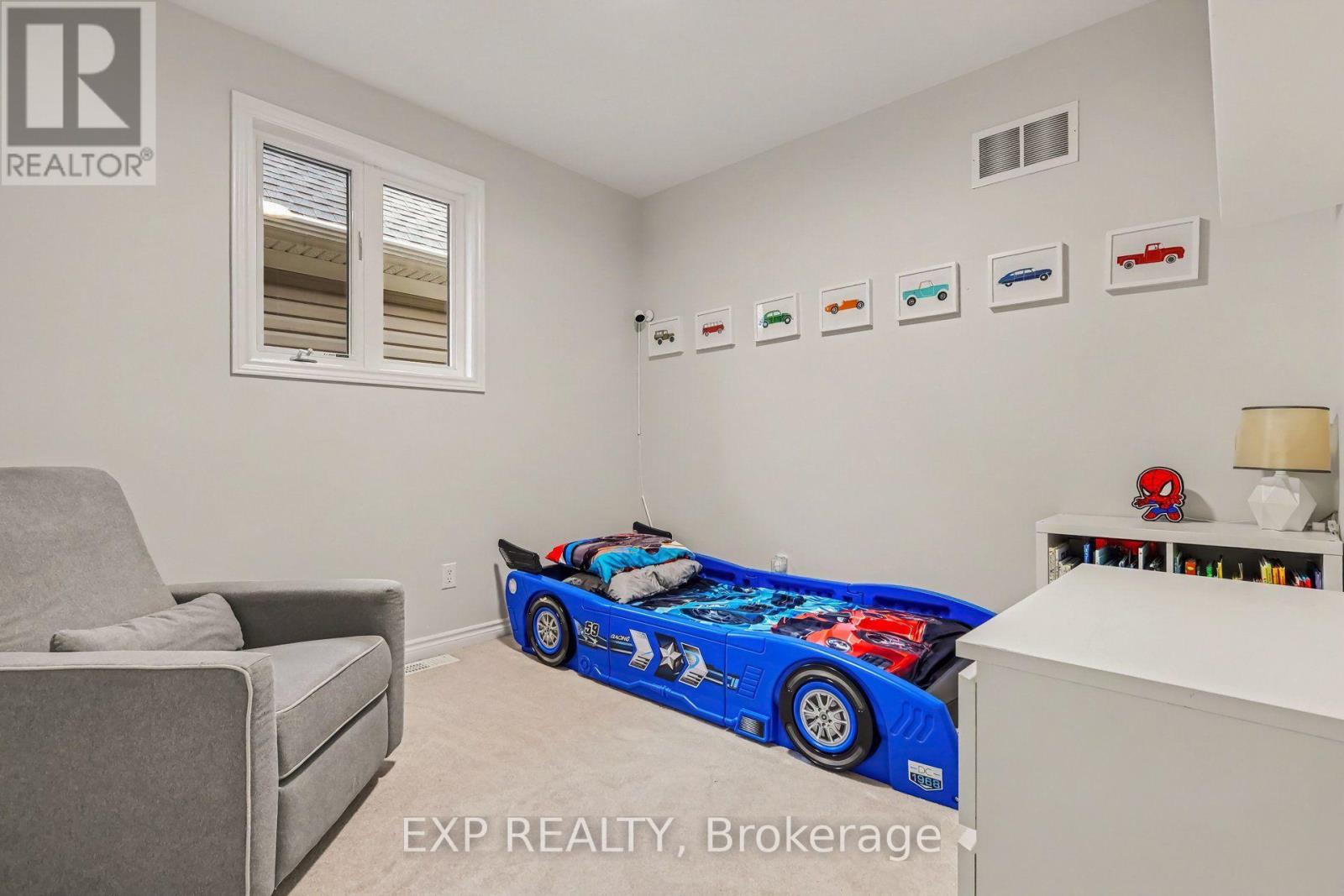 127 Switch Grass Crescent Property Photo 25