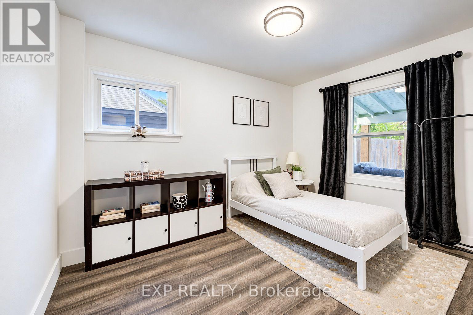 36 Crestwood Avenue Property Photo 10