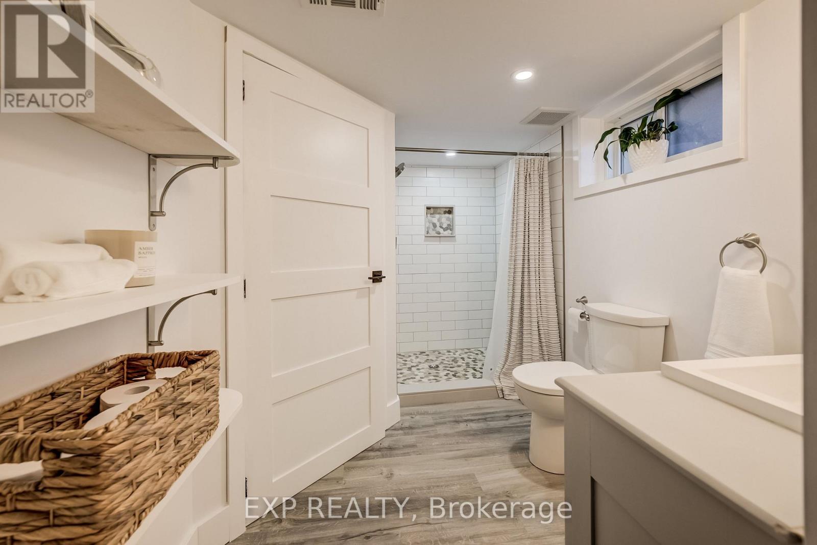 36 Crestwood Avenue Property Photo 26