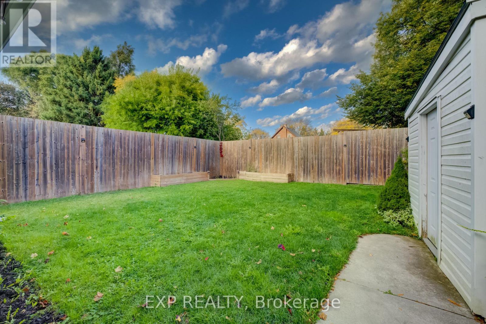 36 Crestwood Avenue Property Photo 28