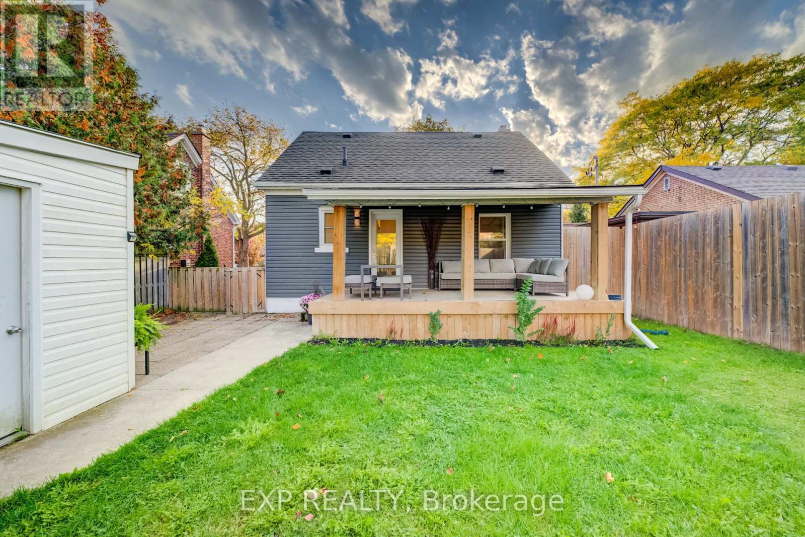 36 Crestwood Avenue Property Photo 30
