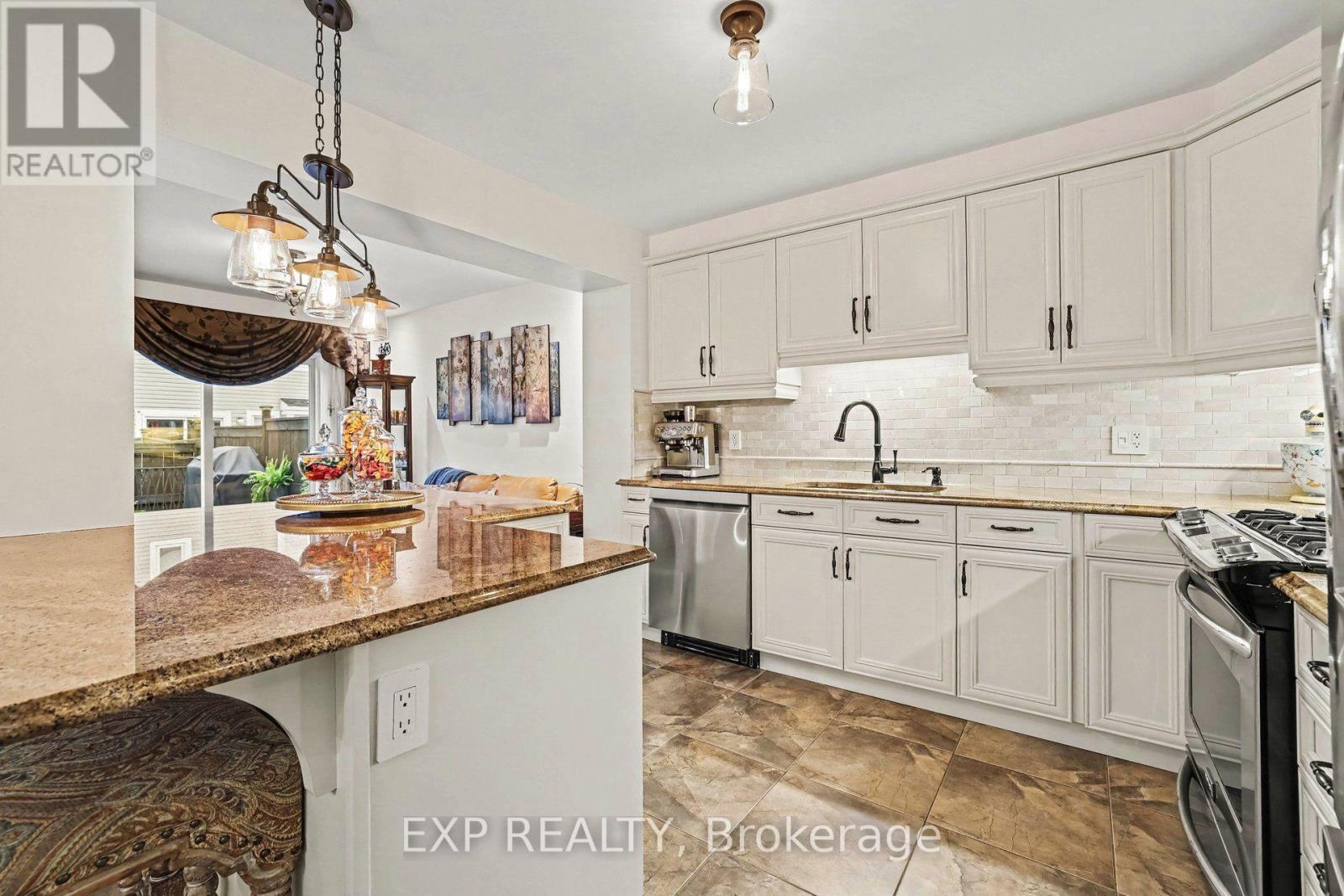 428 White Arctic Avenue Property Photo 14