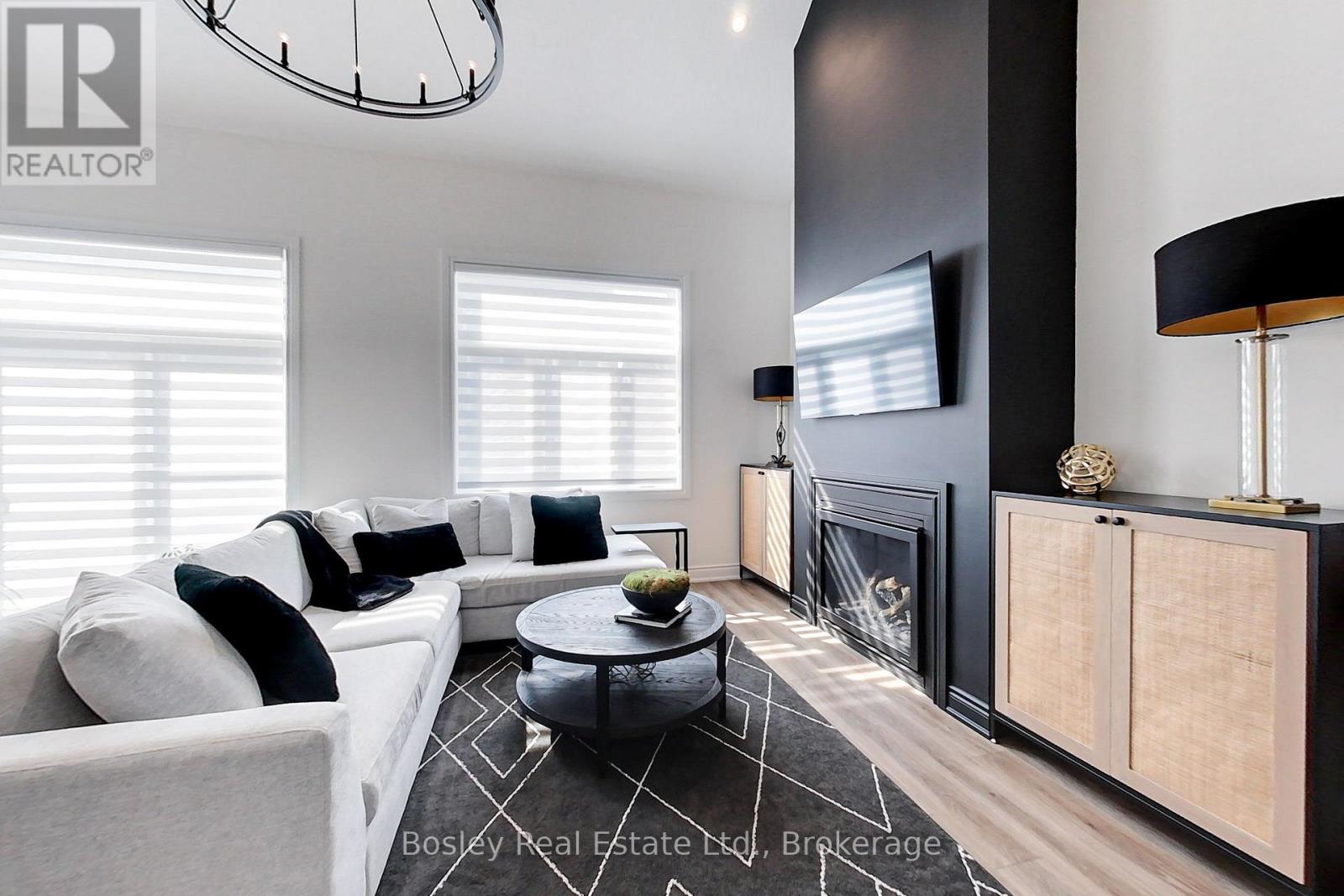 162 Anchors Way Property Photo 9