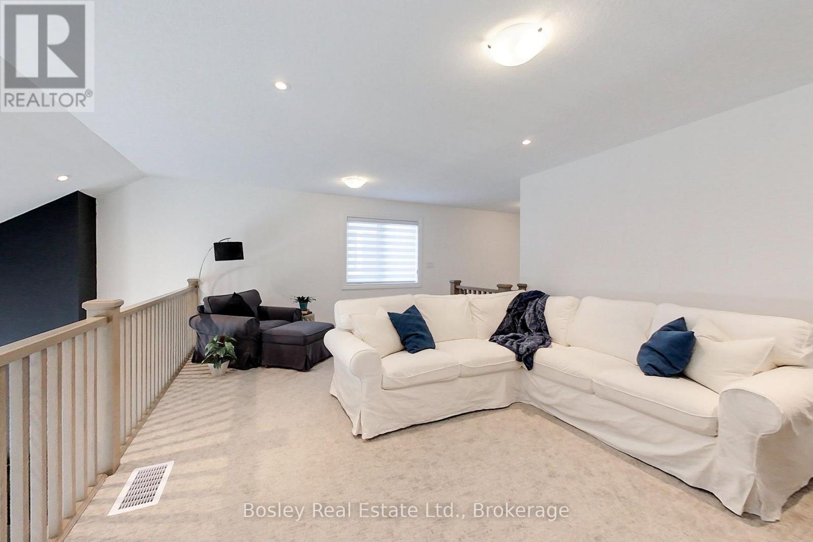 162 Anchors Way Property Photo 16