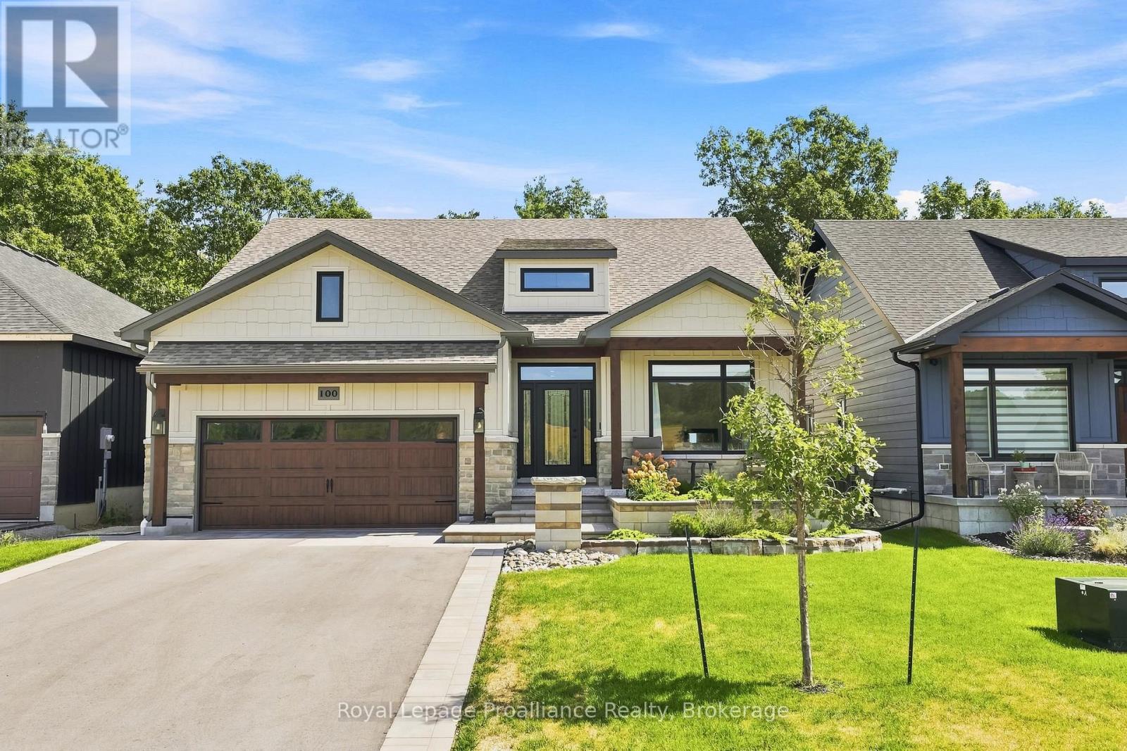 100 Deerview Drive Property Photo 1