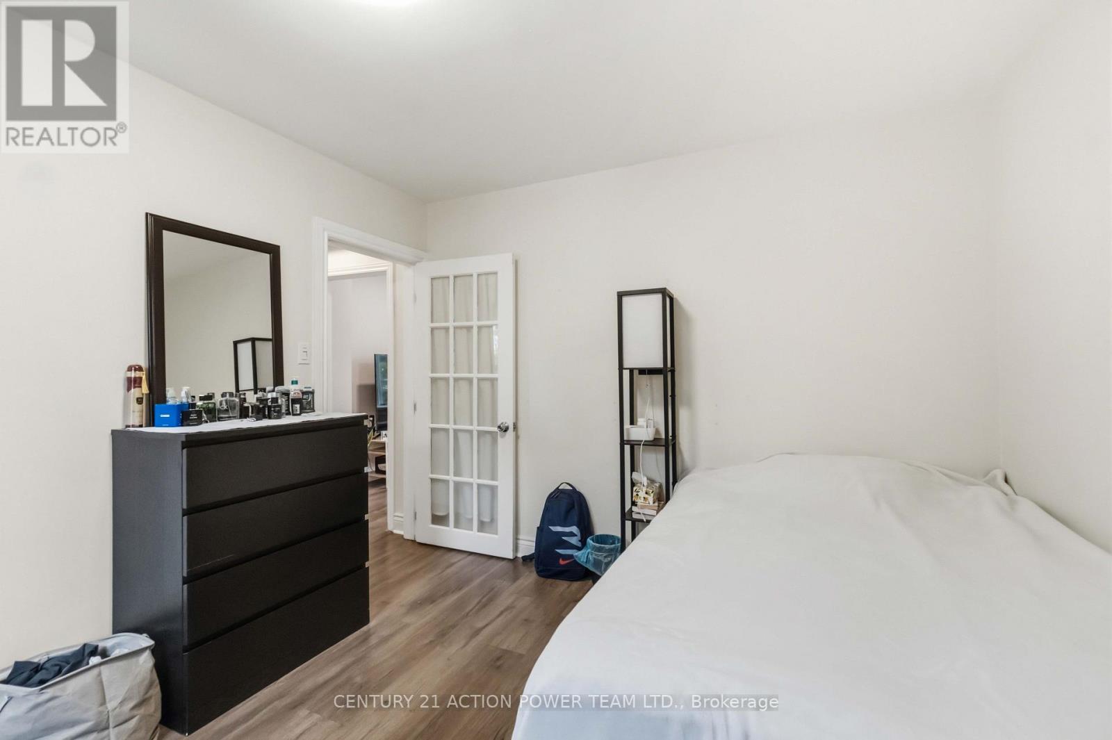 660 St Laurent Boulevard Property Photo 13