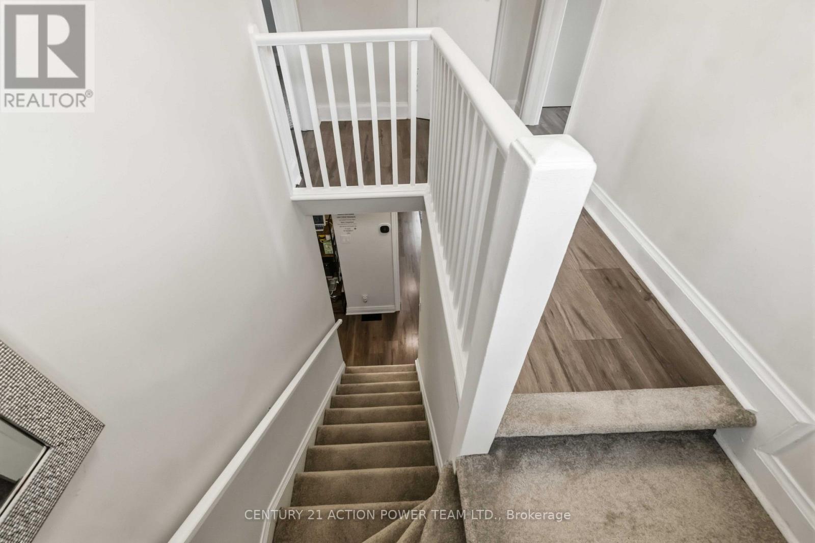 660 St Laurent Boulevard Property Photo 17