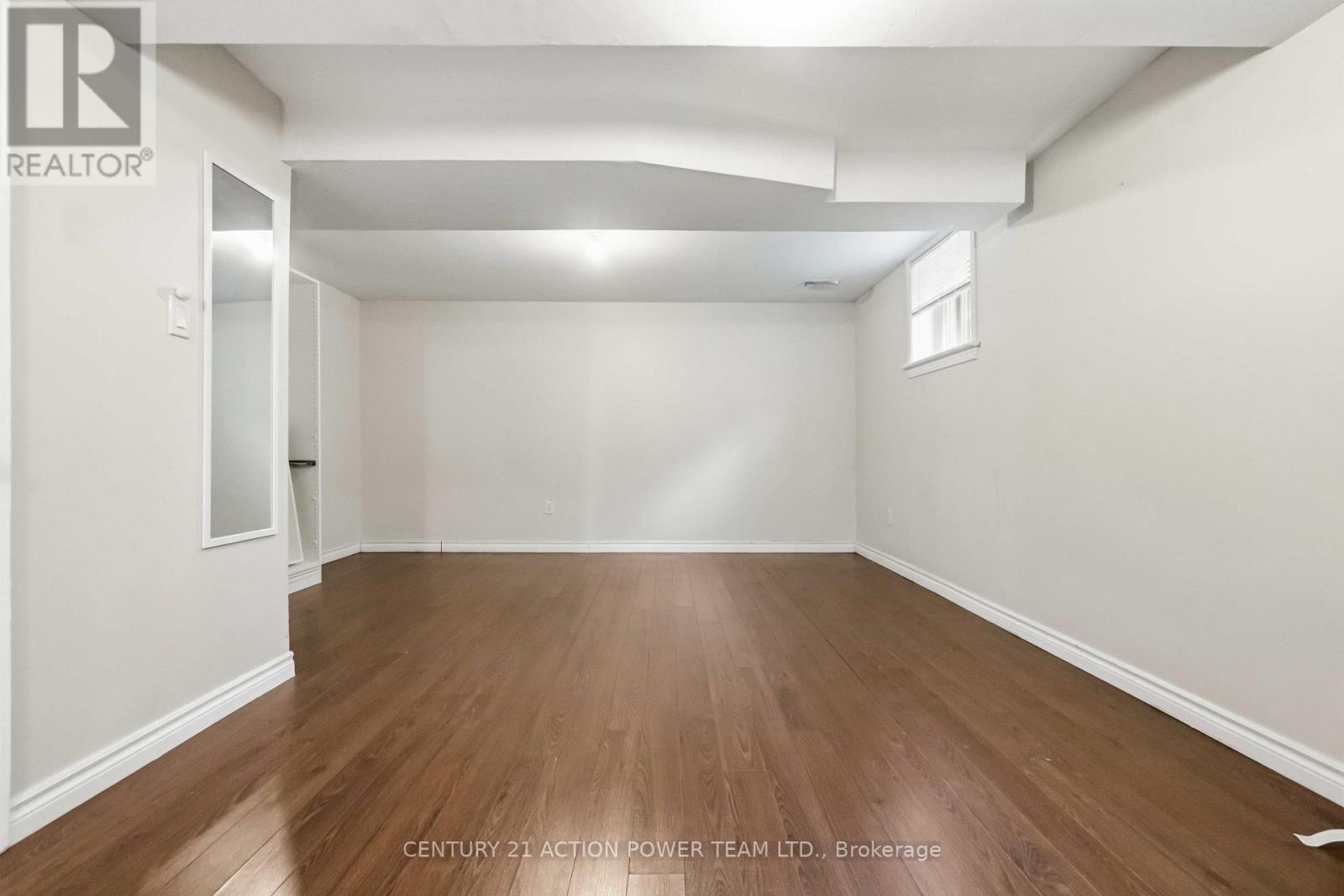 660 St Laurent Boulevard Property Photo 22