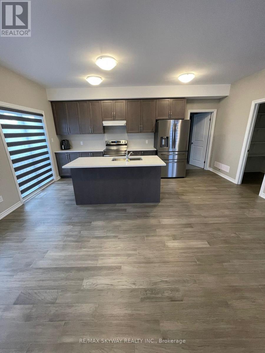 258 Wellandwale Drive Property Photo 4