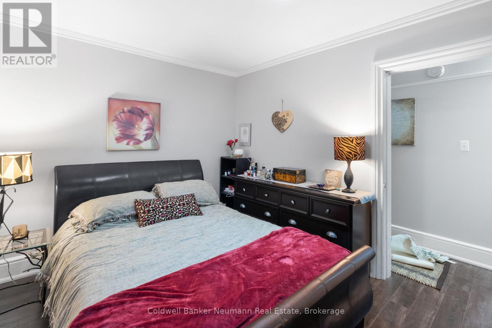 A - 54 Yarmouth Street Property Photo 12