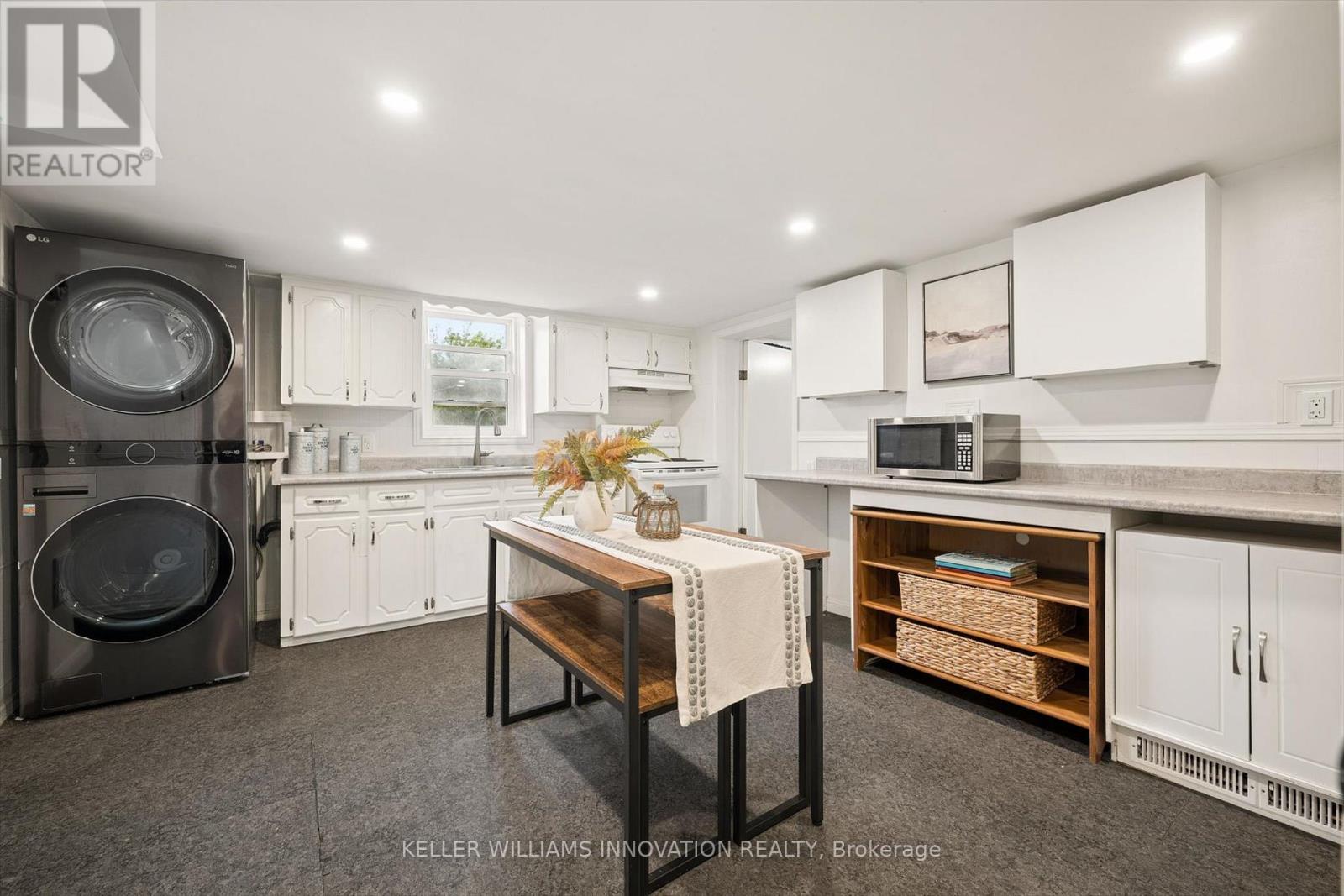 77 Beverly Street Property Photo 17