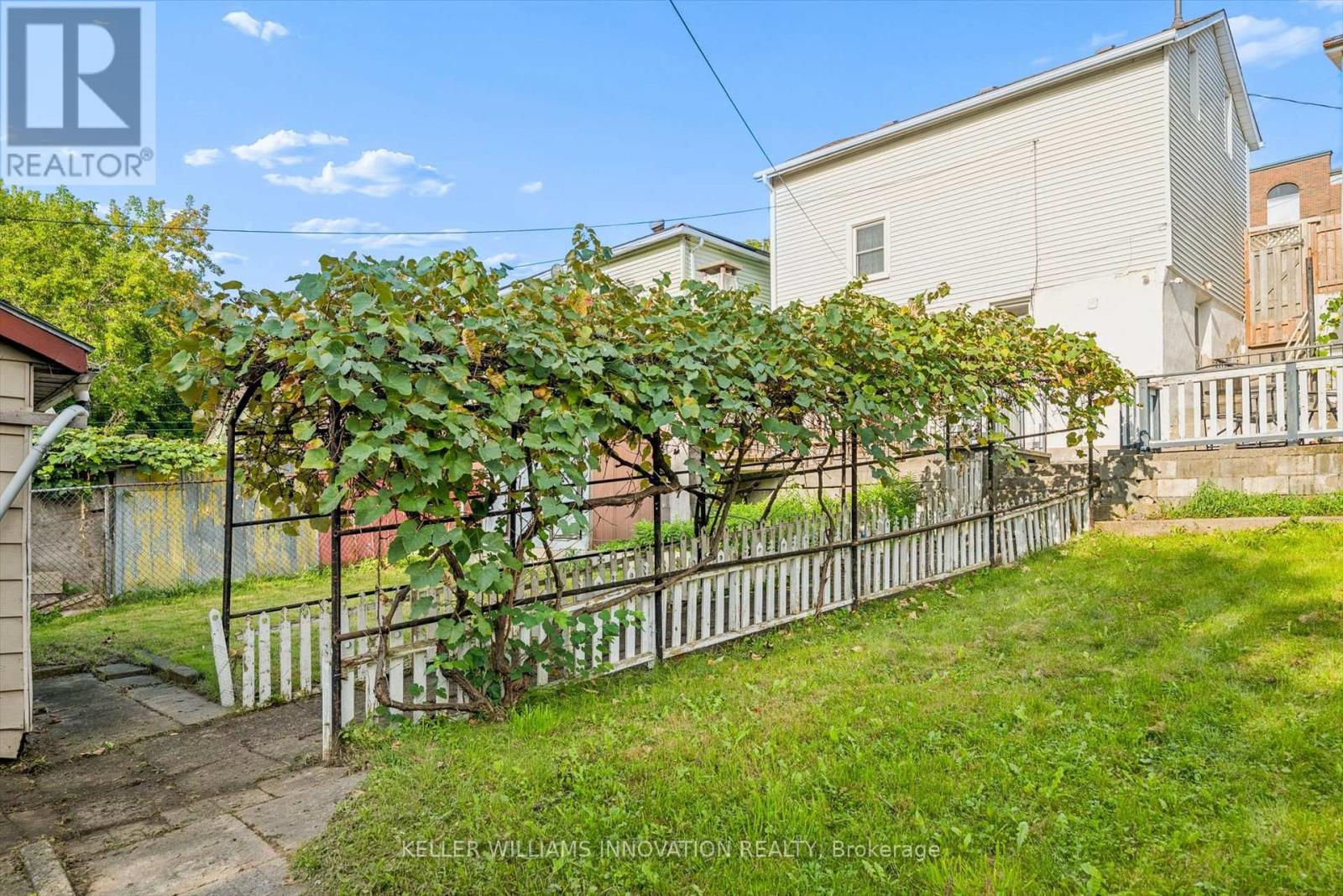 77 Beverly Street Property Photo 29