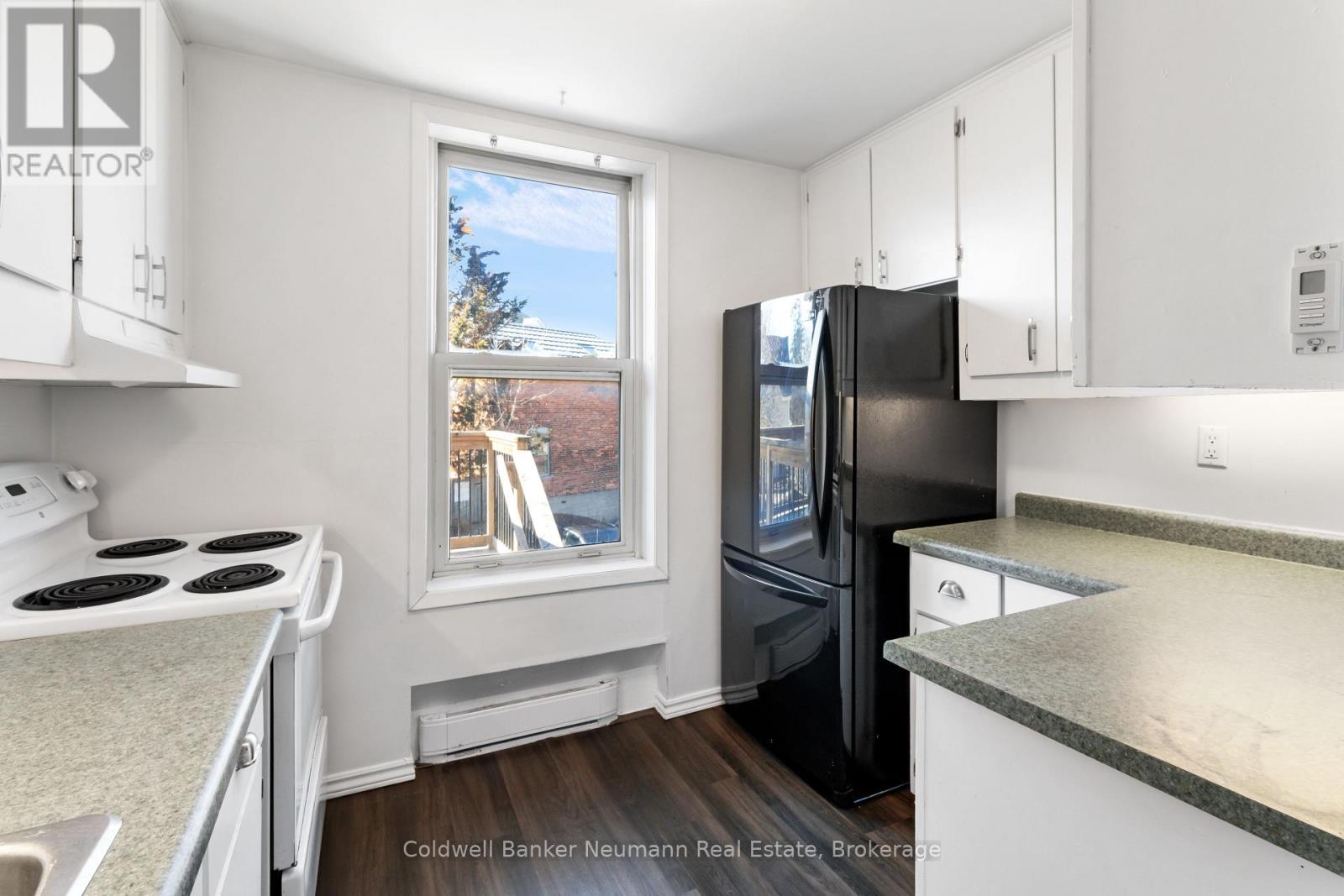 A - 56 Yarmouth Street Property Photo 6