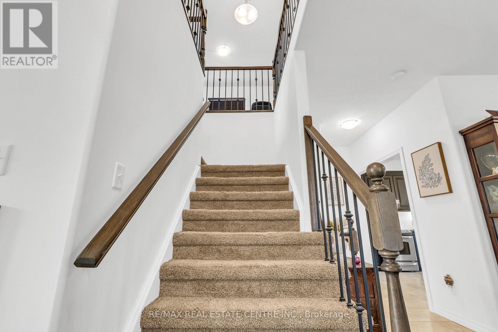 365 Woodbine Avenue Property Photo 21