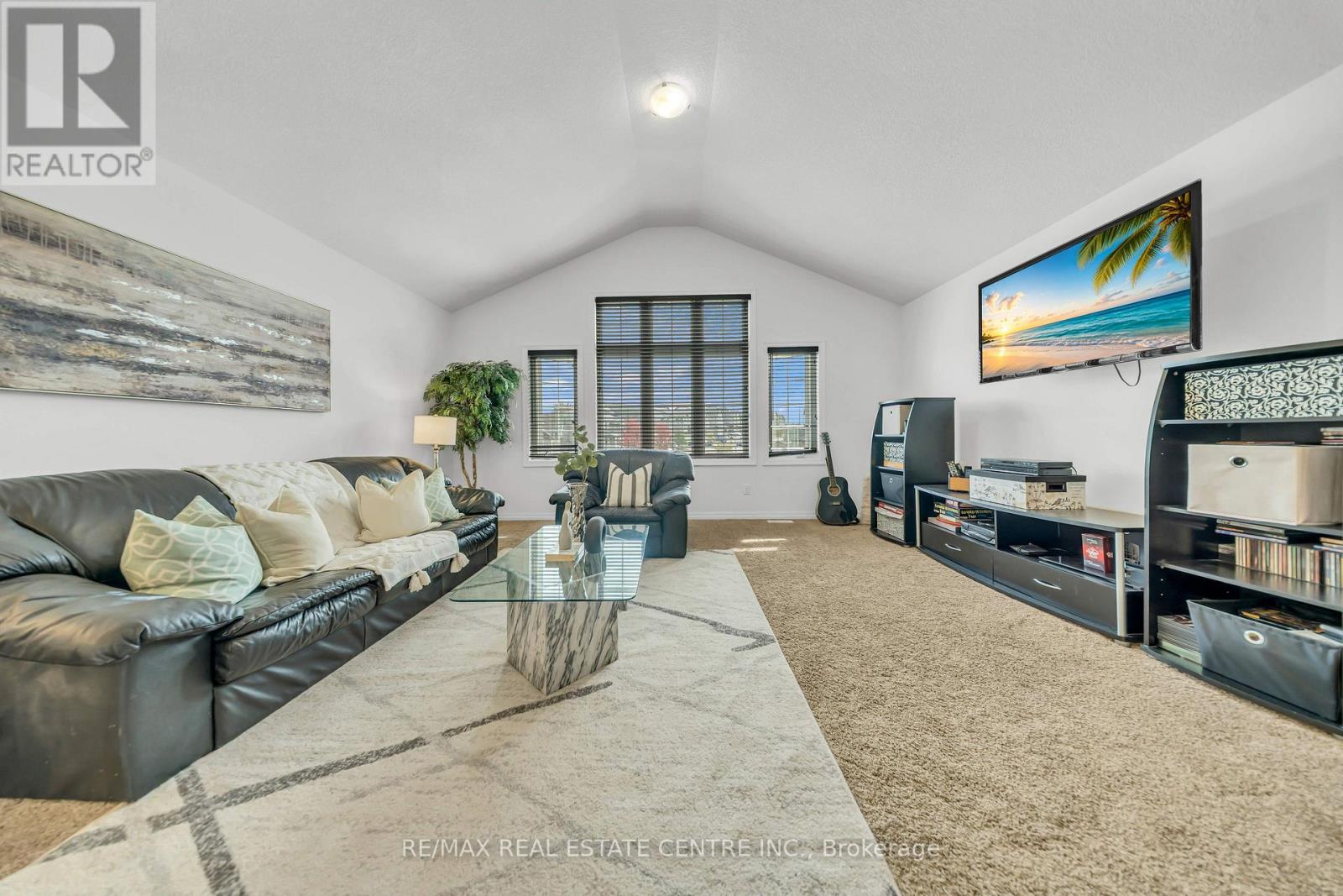 365 Woodbine Avenue Property Photo 23